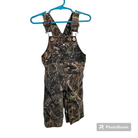Cabelas baby overalls camo 6 mos - Picture 1 of 6